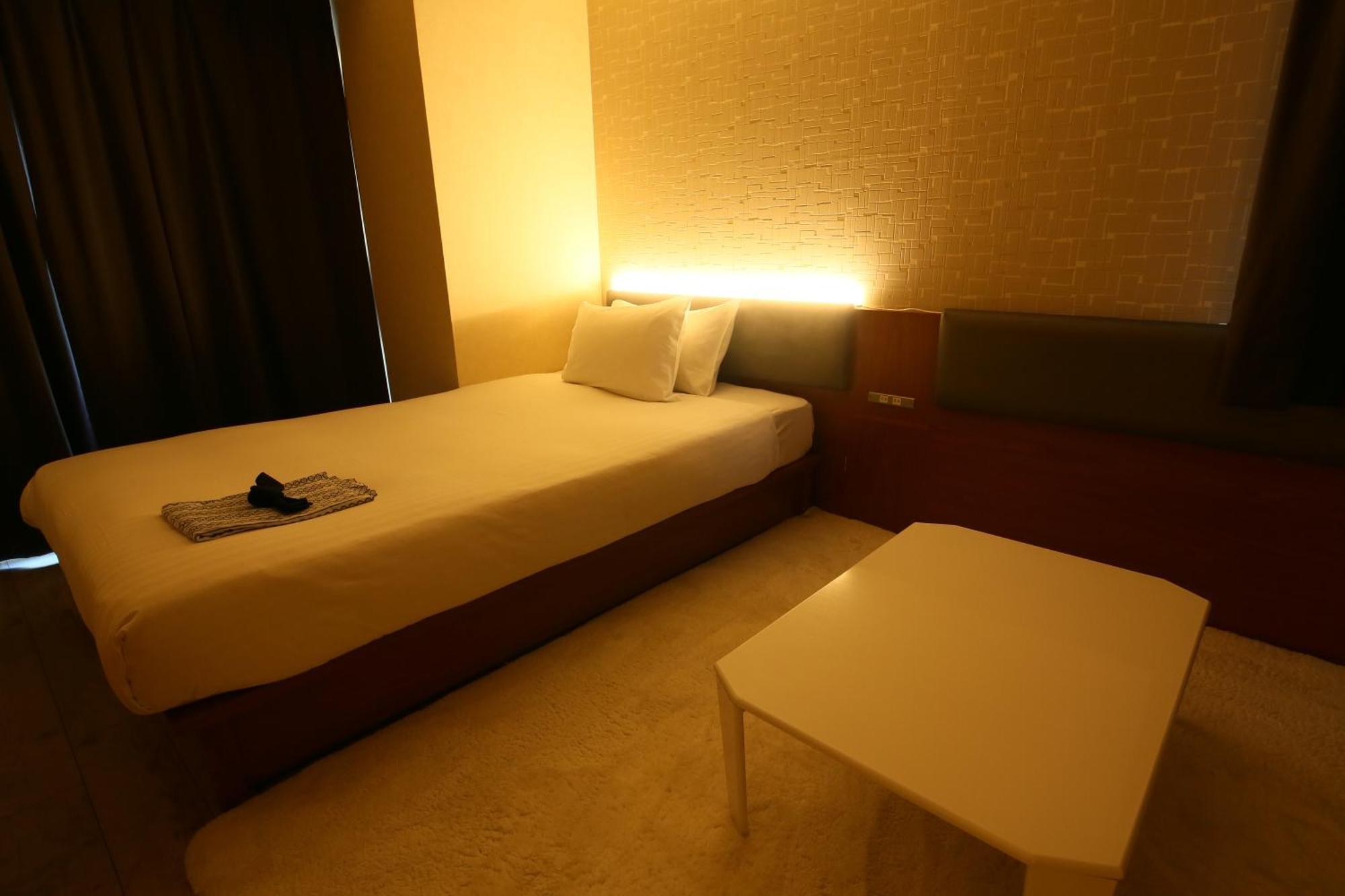 Hotel Trad Osaka Ngoại thất bức ảnh